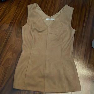 BNWOT Bailey 44 suede like tank